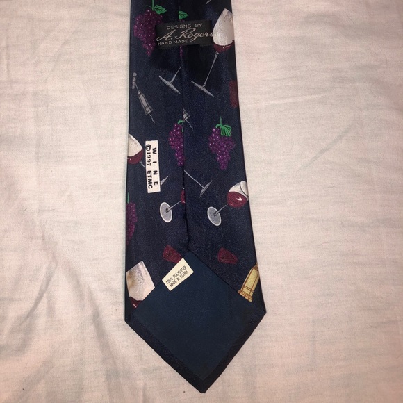 VINTAGE 1997 Designs by A. Rogers Wine Tie - Picture 3 of 4